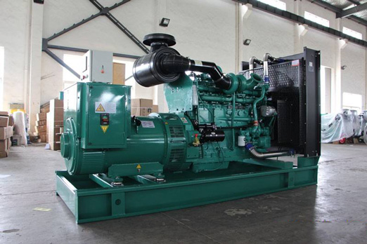 宜良320kw康明斯柴油发电车出租组图片 宜良320kw康明斯柴油发电车出租组图片